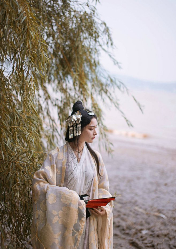 古裝攝影：九月深閨思念瘦