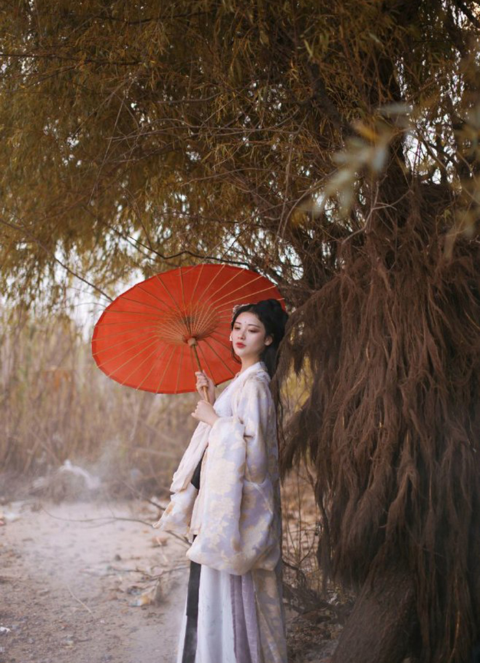 古裝攝影：九月深閨思念瘦