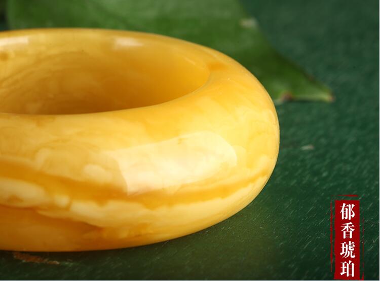 琥珀蜜蠟，百年收藏！