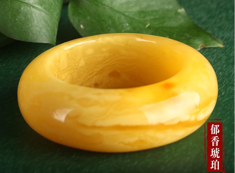 琥珀蜜蠟，百年收藏！