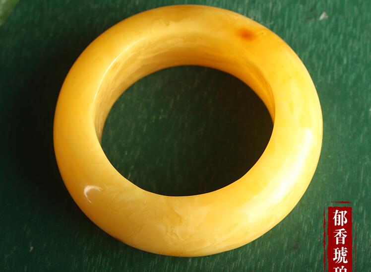 琥珀蜜蠟，百年收藏！