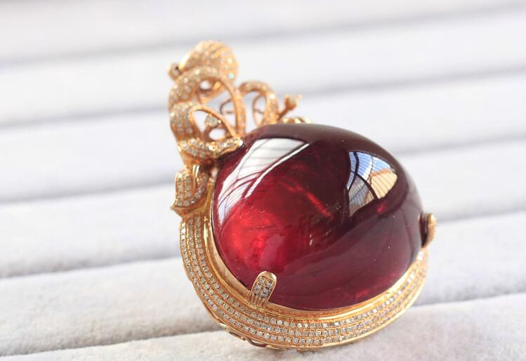 水晶，女生最好的裝飾品！