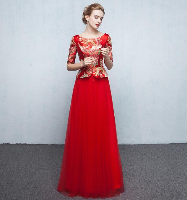 夏季圓領(lǐng)中袖中式結(jié)婚禮服