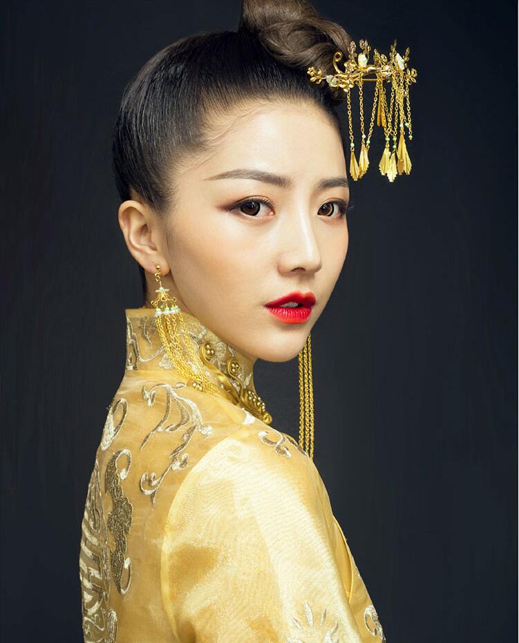 福連文苑刺繡嫁衣中式禮服圖片