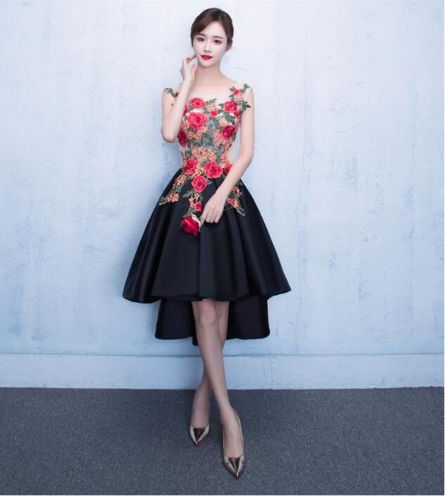 復(fù)古福連文苑蕾絲綁帶中式禮服