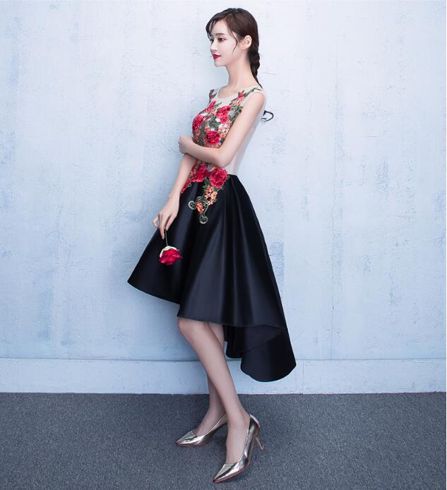 復(fù)古福連文苑蕾絲綁帶中式禮服