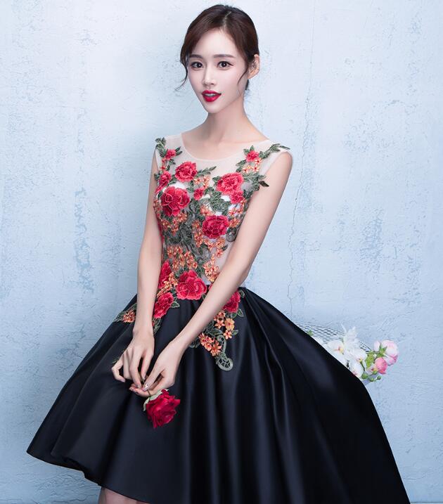 復(fù)古福連文苑蕾絲綁帶中式禮服