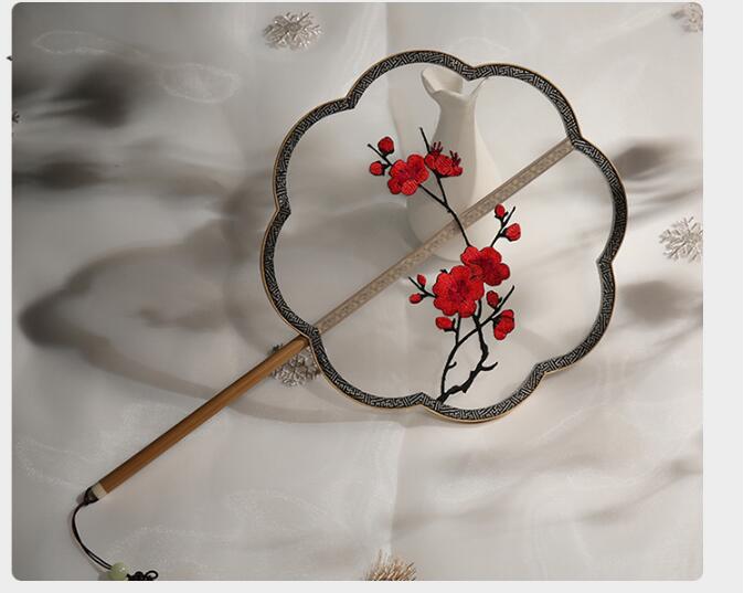 福連文苑玉竹柄刺繡宮扇