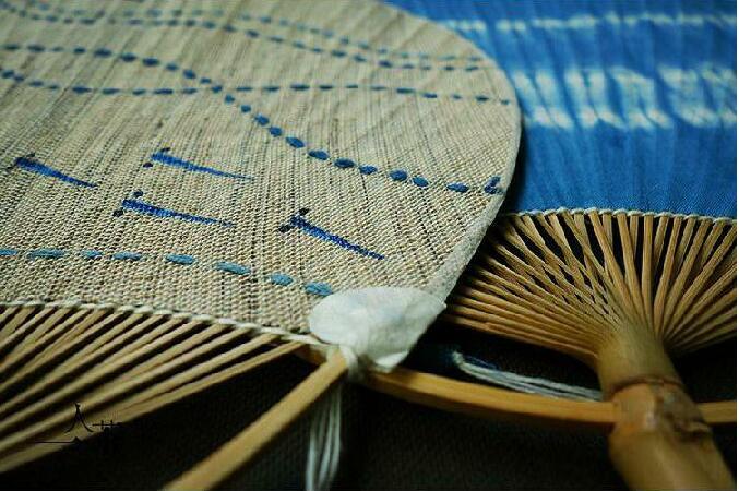 福連文苑復(fù)古刺繡和風(fēng)扇