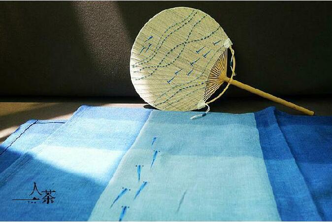 福連文苑復(fù)古刺繡和風(fēng)扇