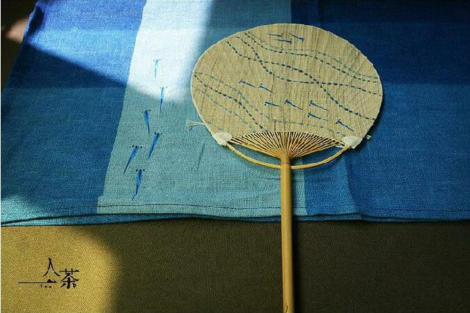 福連文苑復(fù)古刺繡和風(fēng)扇