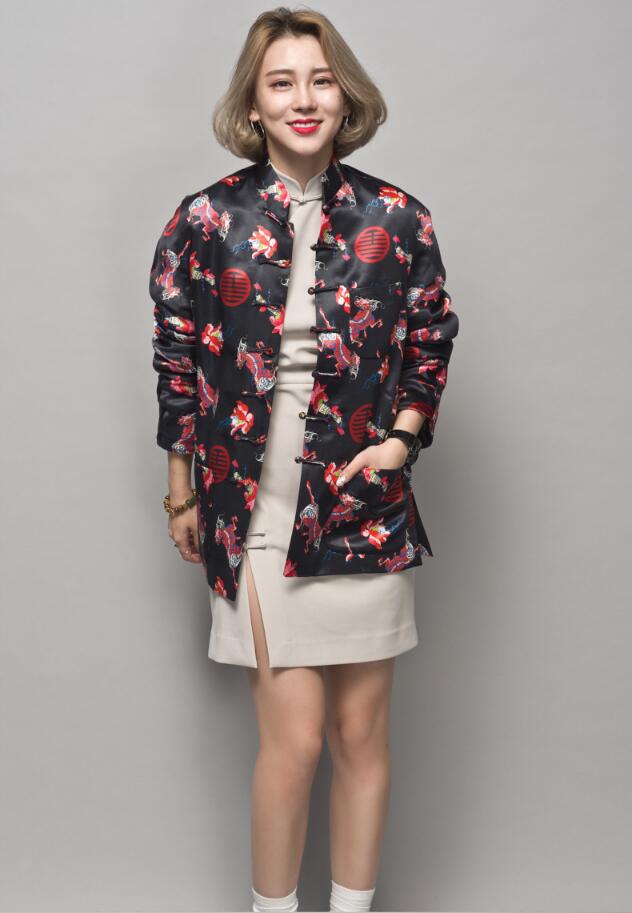 福連文苑麒麟印花盤扣唐裝圖片