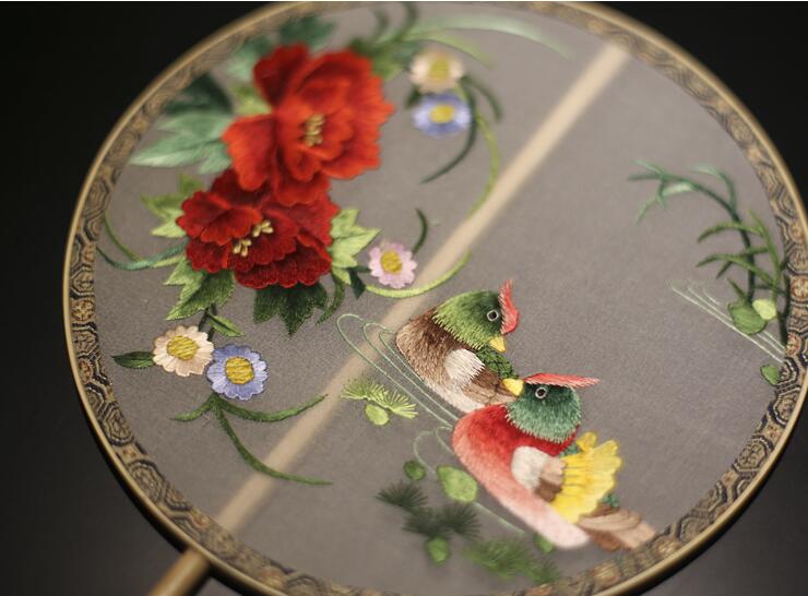 福連文苑刺繡真絲宮扇