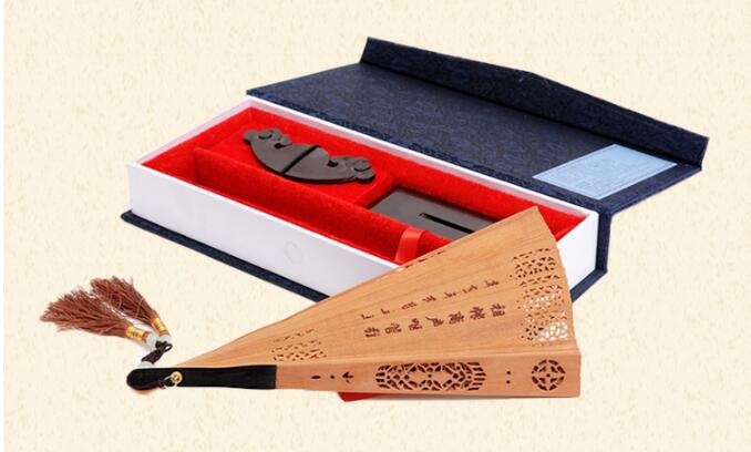 福連文苑紅檀香扇折扇圖片