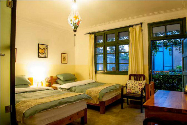 蒼山腳下的民宿，古城內(nèi)貓三家清靜四合小院民