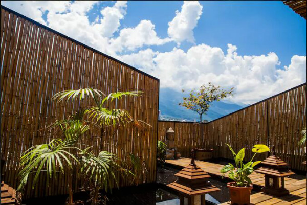 大理古城民宿，逸舍雅居大理民宿