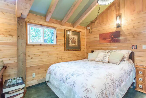 美國夏威夷民宿，可愛的花園姜餅屋