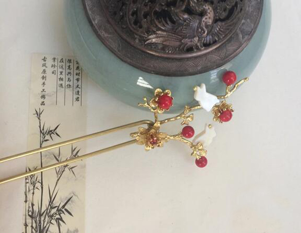 兔子簪 福連文苑紅珠玉兔發(fā)簪