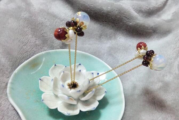 雙股對(duì)釵 草珊瑚蓮花珠發(fā)釵發(fā)簪