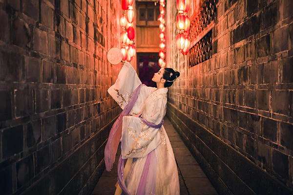 古裝攝影照片，女子古裝照