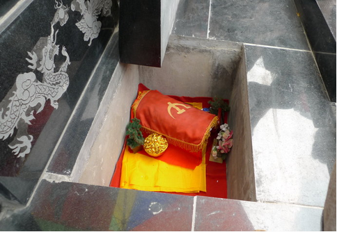 骨灰下葬有哪些講究？骨灰下葬需要注意的風(fēng)水