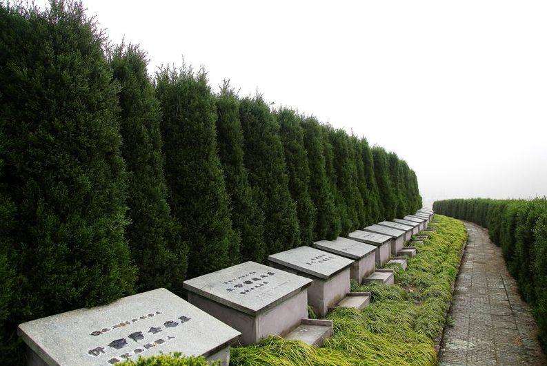 淺談風(fēng)水中的“水”，訴說墓地風(fēng)水的朝向