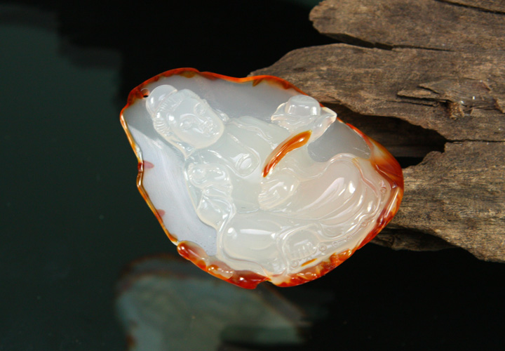 玉髓是玉嗎？玉髓和玉有什么區(qū)別