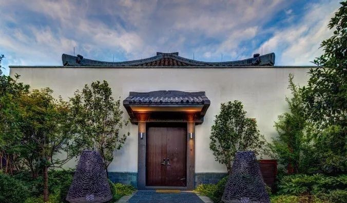 淺談大門八方位，分析大門不同朝向的風(fēng)水吉兇