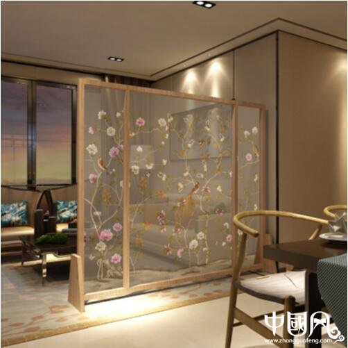 客廳玄關(guān)吊燈風水知識