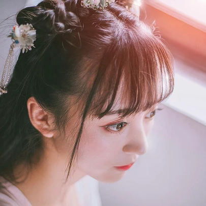 清新文藝女生頭像，唯美古風真人頭像