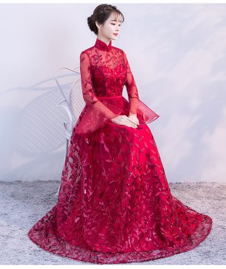 新穎喇叭袖中式禮服，性感鏤空繡花晚禮服