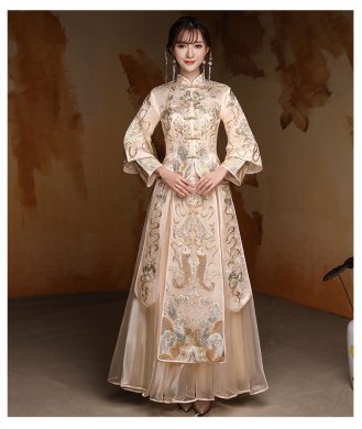 淡黃色福連文苑中式禮服，新娘結(jié)婚禮服