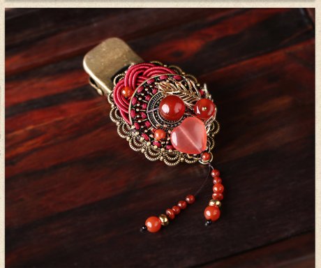 復(fù)古風紅色鴨嘴夾發(fā)夾頭飾