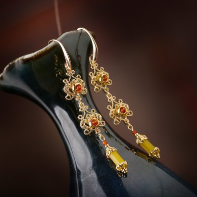 金絲萬縷耳環(huán)，金色耳墜名媛氣質(zhì)首飾