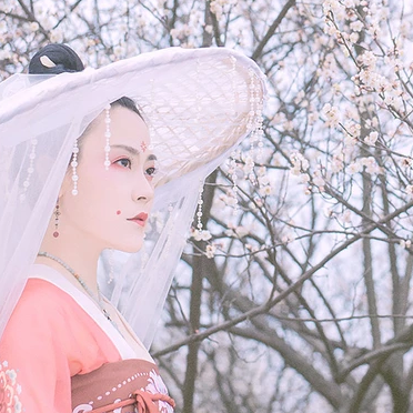 妖嬈女生頭像，唯美古風(fēng)真人頭像