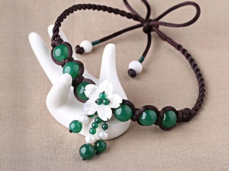 綠色簡約吊墜鎖骨鏈瑪瑙項(xiàng)鏈?zhǔn)罪? / data-lFSc=