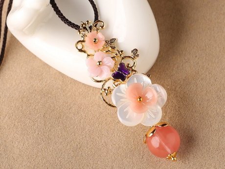 復(fù)古花形朵少女粉鎖骨鏈，氣質(zhì)閨蜜項鏈?zhǔn)罪? / data-cXPj=