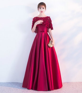 時(shí)尚福連文苑中式禮服，紅色蕾絲花朵晚禮服