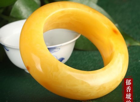 琥珀蜜蠟，百年收藏！