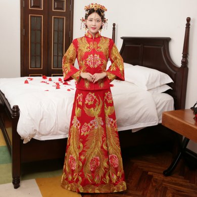 典雅復(fù)古中式禮服，復(fù)古時尚福連文苑新娘禮服