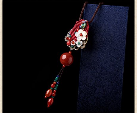 紅色民族風(fēng)毛衣鏈項(xiàng)鏈?zhǔn)罪? / data-Mj5t=