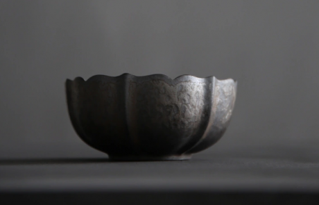 粗陶窯茶洗，鎏金黑蓮花花瓣水洗水盂