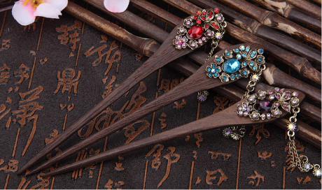 復(fù)古古風木質(zhì)水鉆簪子步搖