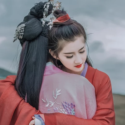 草原喝酒閨蜜頭像，唯美古風真人頭像