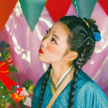 精靈可愛女生頭像，唯美古風真人頭像