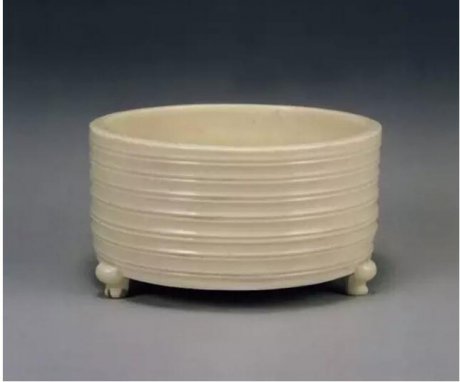 香爐紫煙，出自香爐歸于縹緲