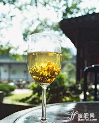 韓國(guó)最I(lǐng)n美臀法 甩掉鴨梨臀