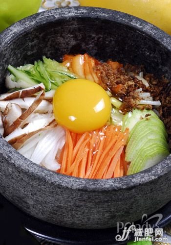 王珞丹云南出車禍 證實是小傷