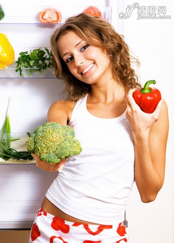 貪圖享“瘦” 減肥有怪招 