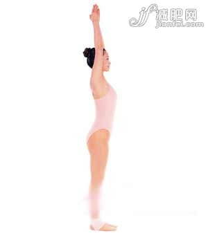 “性感貓”瘦腰腹瑜伽 每晚都要做一遍